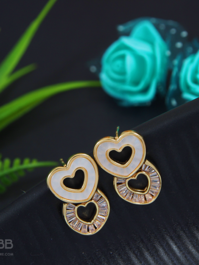 Gold plated Cute Heart Shaped Earring - WAA1005